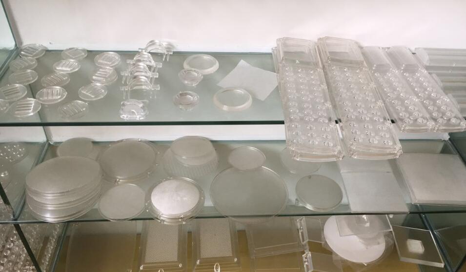 AK(中国)光学透镜样板柜展示