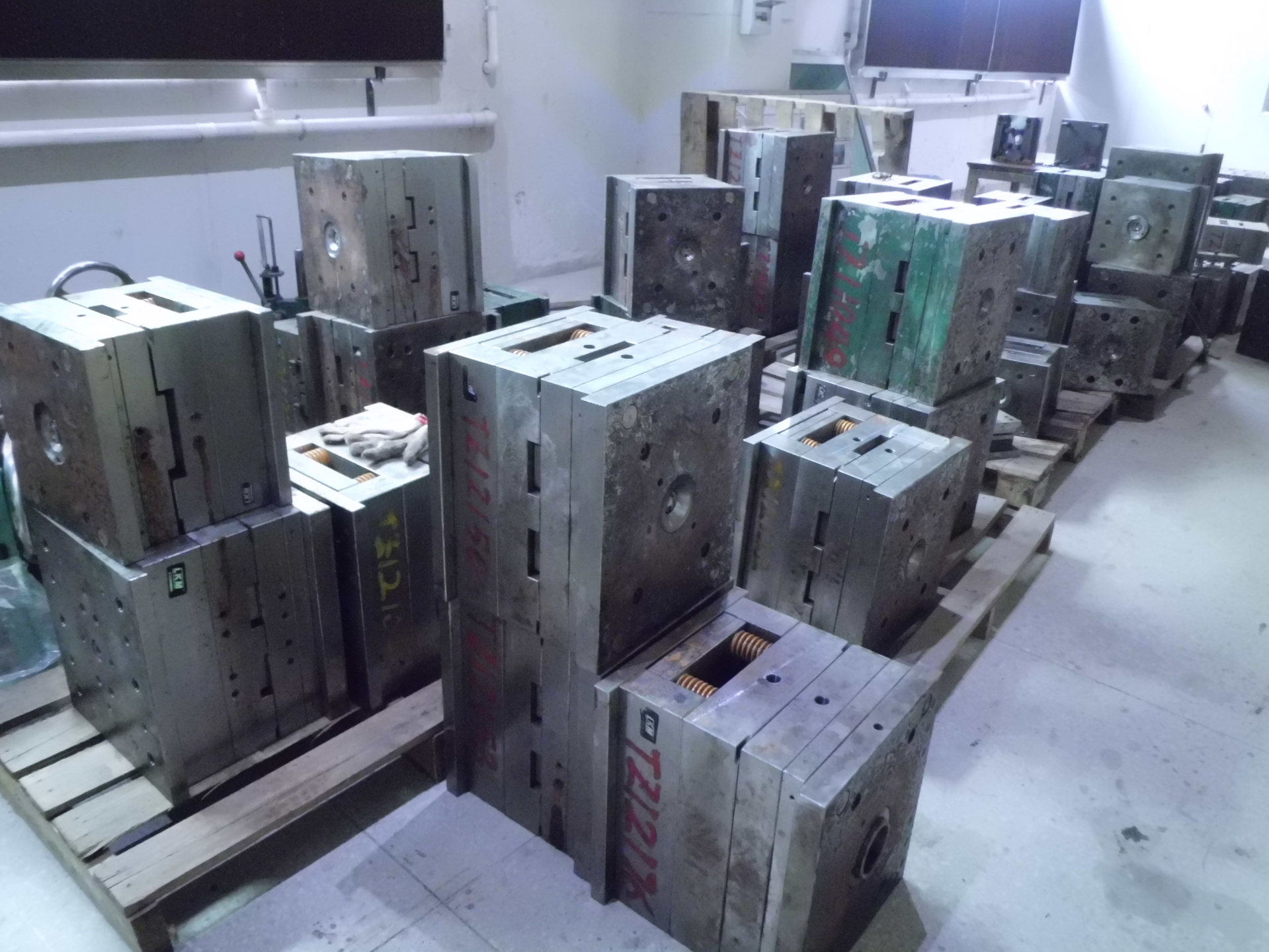 AK(中国)-塑料模具