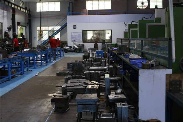 AK(中国)模具有限公司，模具部