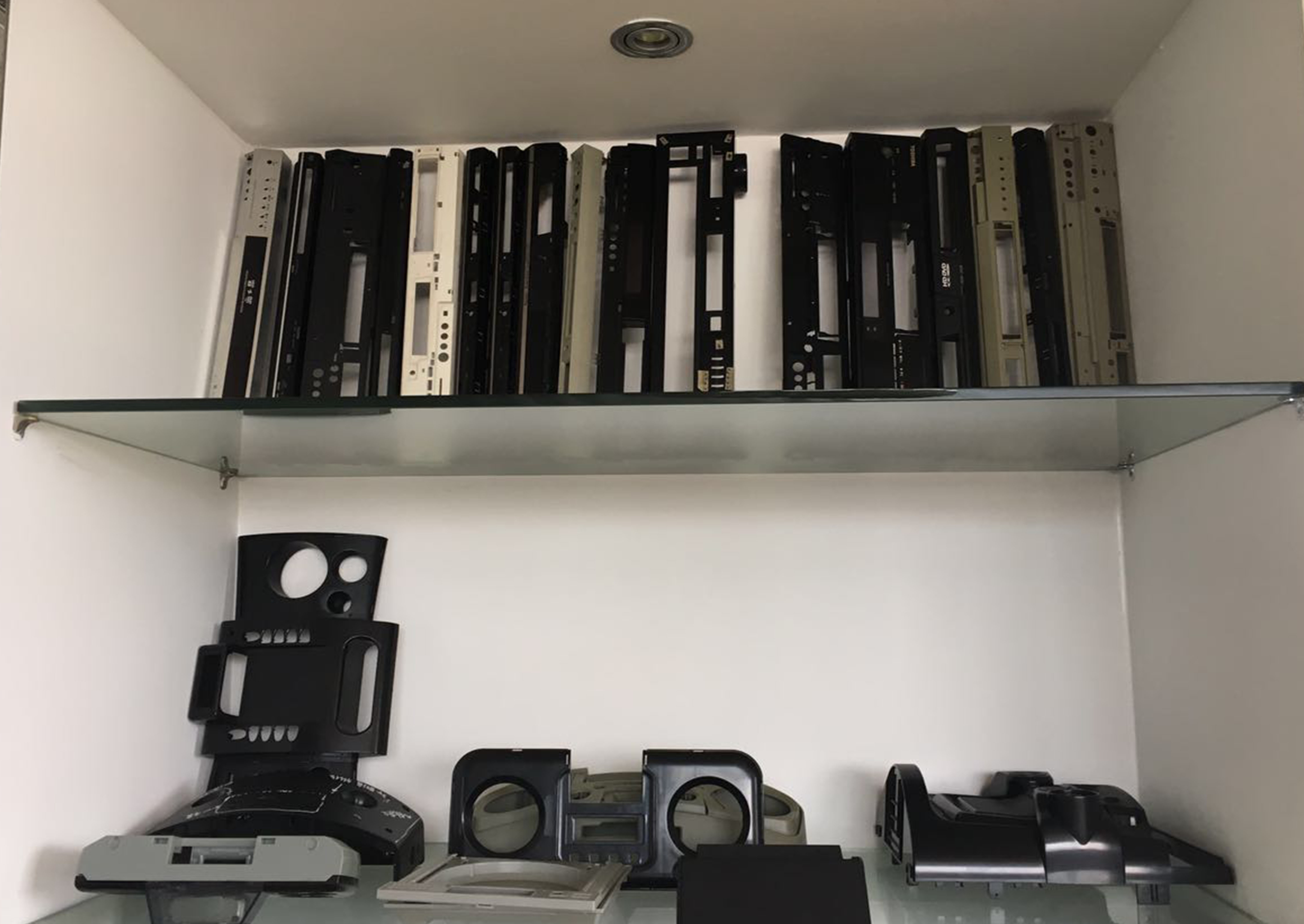 AK(中国)注塑模具产品加工一条龙