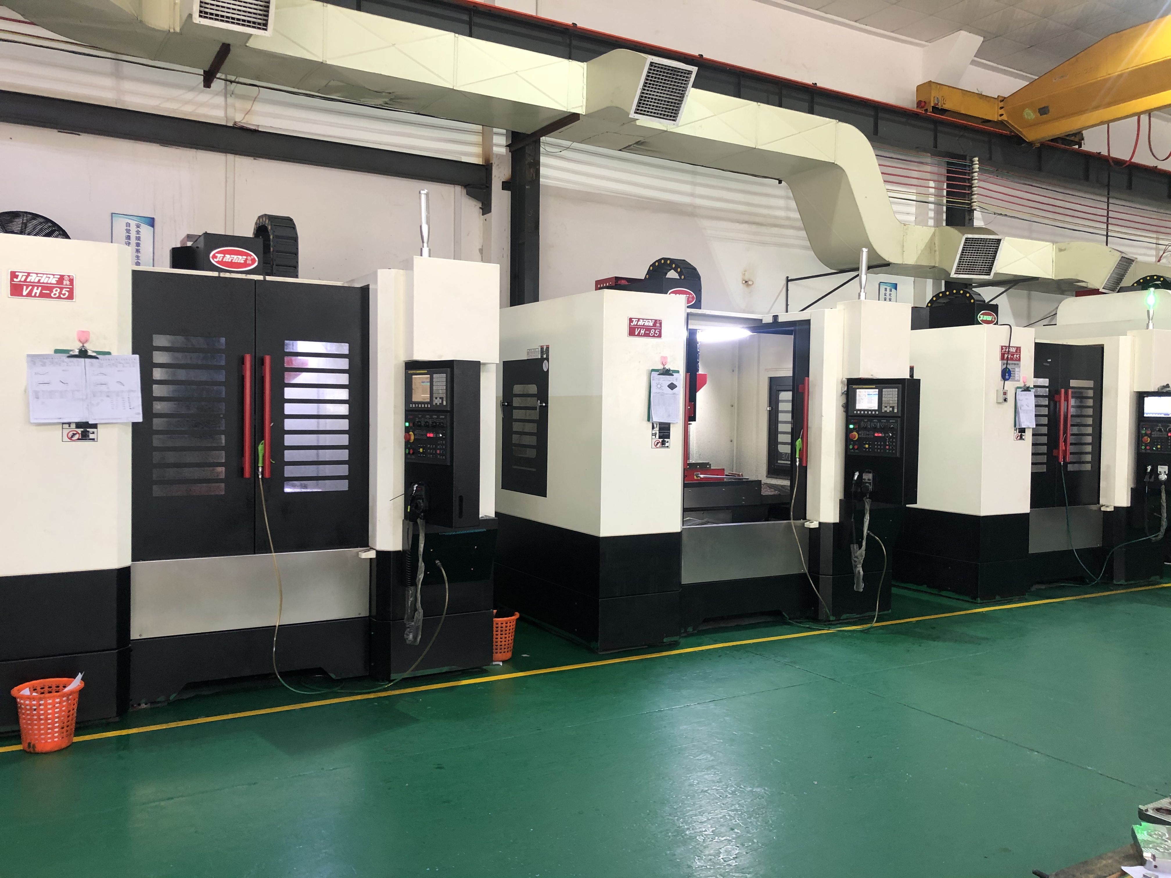 AK(中国)注塑模具-模具加工工厂 AK(中国)注塑模具-模具加工工厂